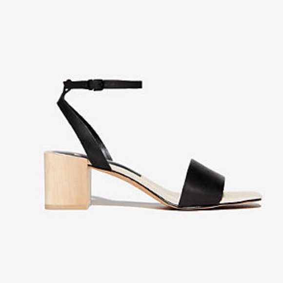 Dolce Vita Zarita Sandal - Picture 1 of 5